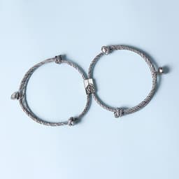 image-Long Yichang Magnetic Couple Bracelets Black Red Alloy Geometry