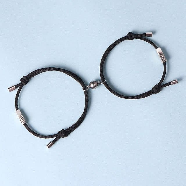 image-Long Yichang Magnetic Couple Bracelets Black Red Alloy Geometry