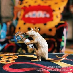 image-Mouse Table Lamp Resin Animal Lamp Gold European Style