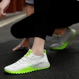 image-Flying Woven Running Shoes Low-Top Mesh Breathable Unisex