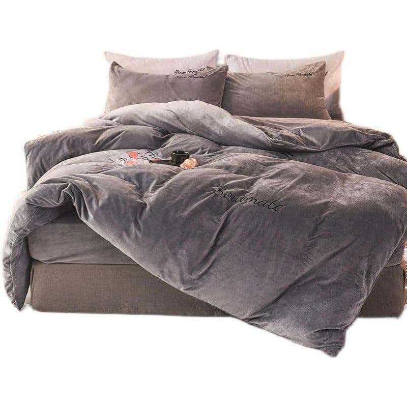 image-Roseman Milk Fleece 4-Piece Bedding Set 1.8m Fitted Sheet