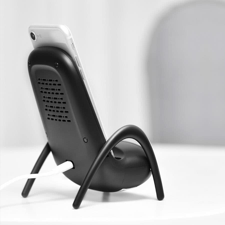image-15W Wireless Fast Charger for Mobile Phones with PD Protocol