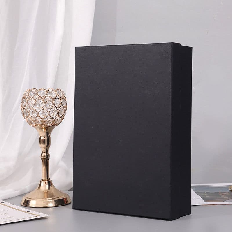 image-Murphy Rectangular Gift Box with Lid 34.8x24.8x10cm White Cardboard