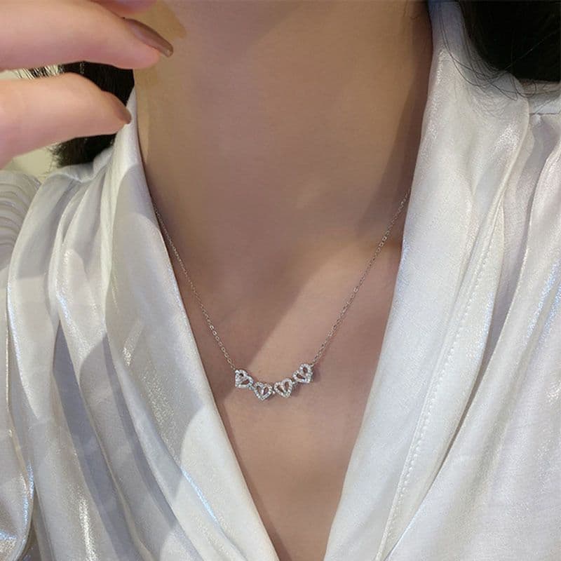 image-Minsheng Four-Leaf Clover Heart Necklace Gold Clavicle Chain