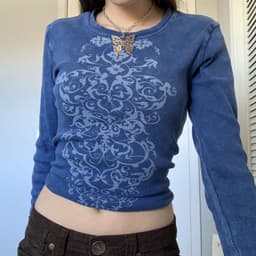 image-Women's Long Sleeve Pullover T-Shirt Brown Slim Fit Crew Neck