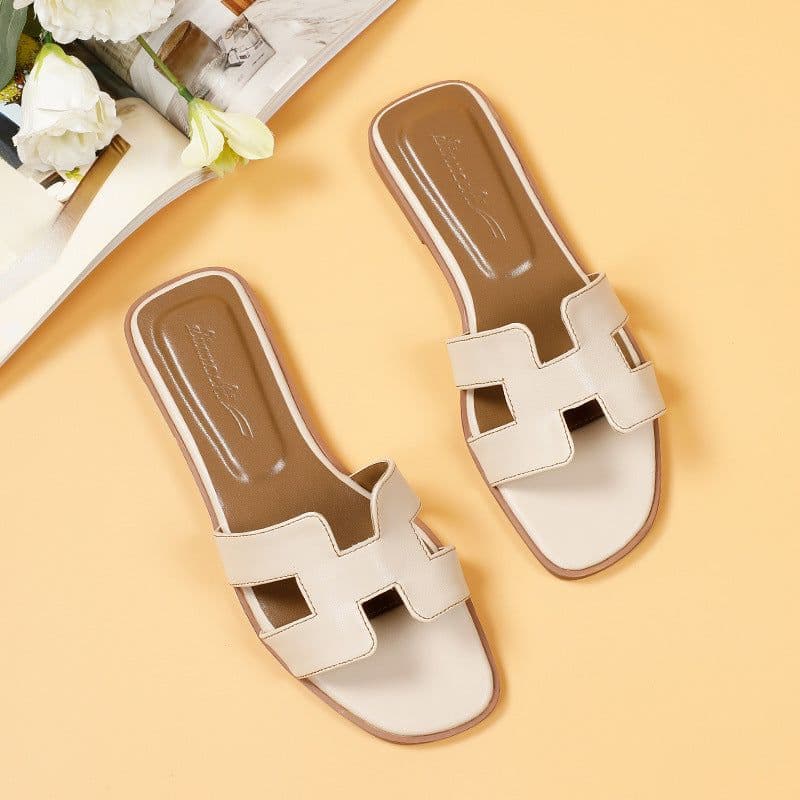image-Women's Rubber Sole Flat Sandals Summer Non-Slip Beach Slippers