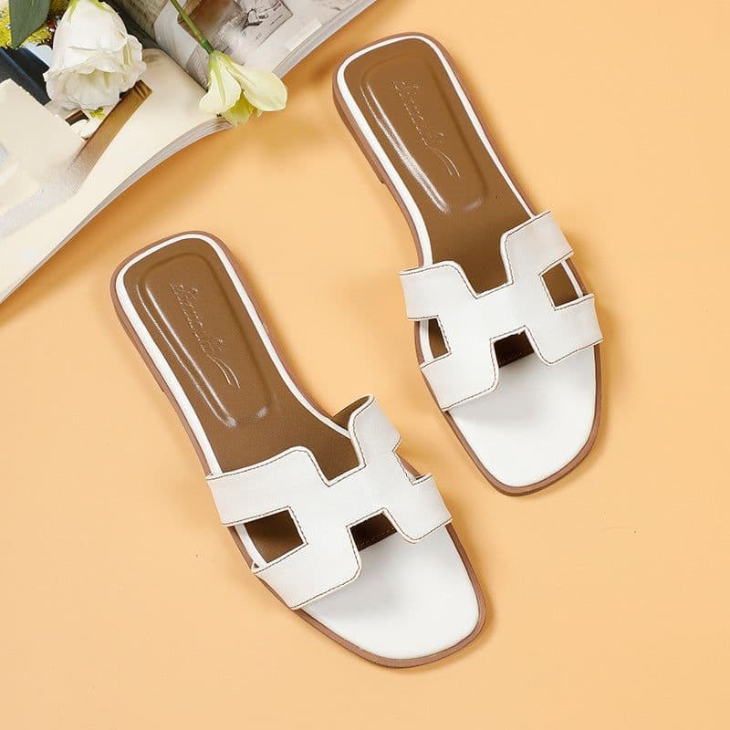 image-Women's Rubber Sole Flat Sandals Summer Non-Slip Beach Slippers