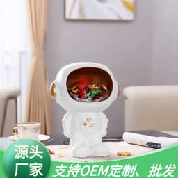 image-Nordic Astronaut Storage Jar Resin Decoration Figurine