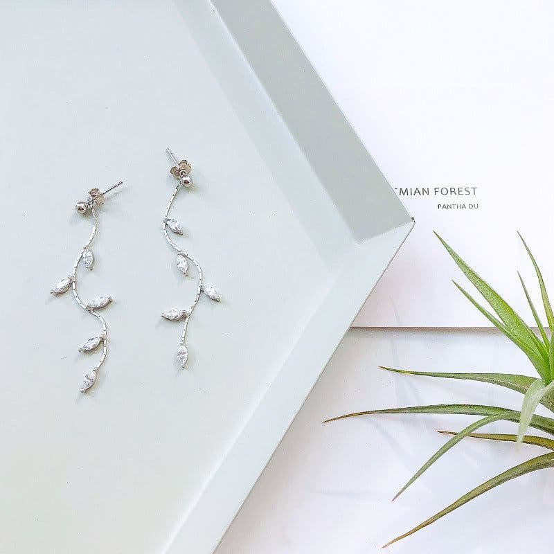 image-Silver Needle Leaf Tassel Earrings Korean Style Long Drop Earrings