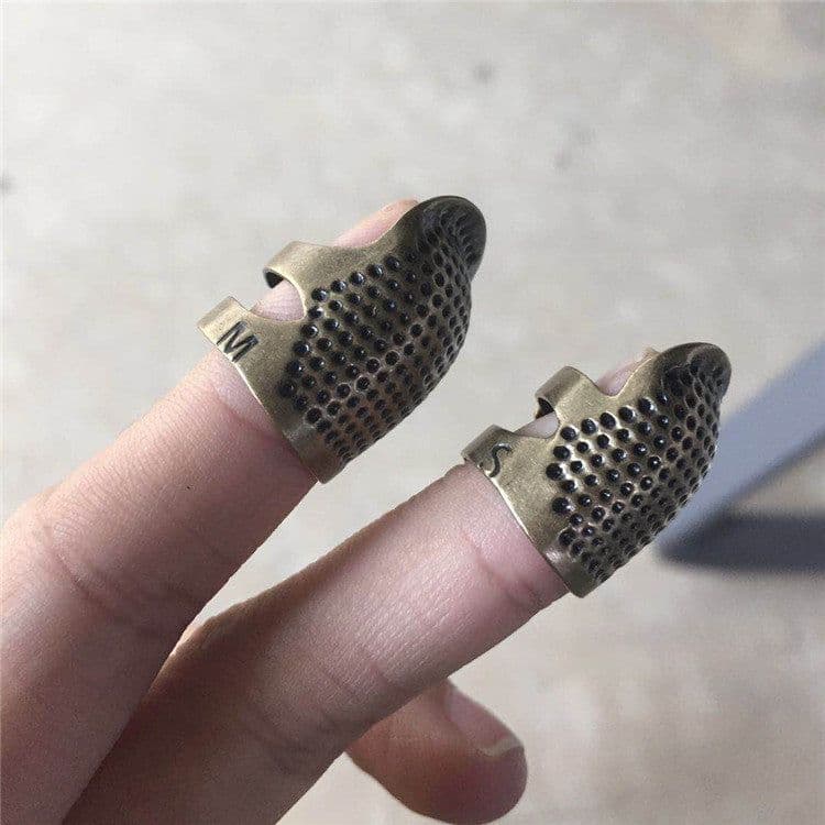 image-Adjustable Copper Thimble for Cross-Stitch Sewing - Red Bronze M