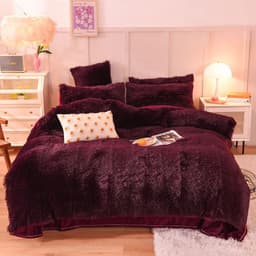 image-Mink Velvet 4-Piece Bedding Set Queen Matcha Green Quilt Cover