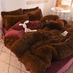 image-Mink Velvet 4-Piece Bedding Set Queen Matcha Green Quilt Cover