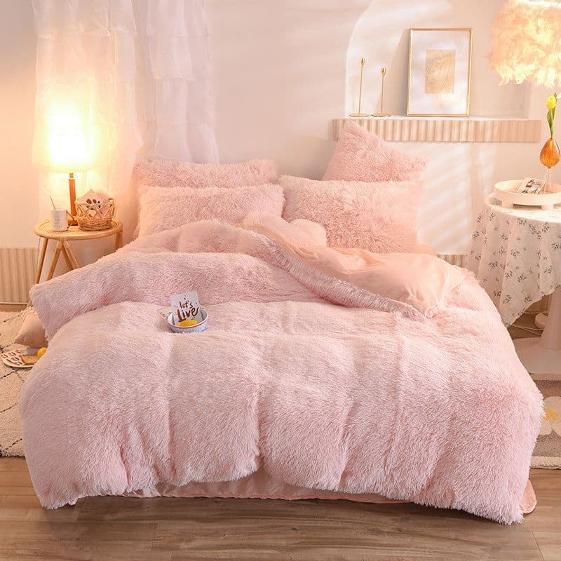 image-Mink Velvet 4-Piece Bedding Set Queen Matcha Green Quilt Cover