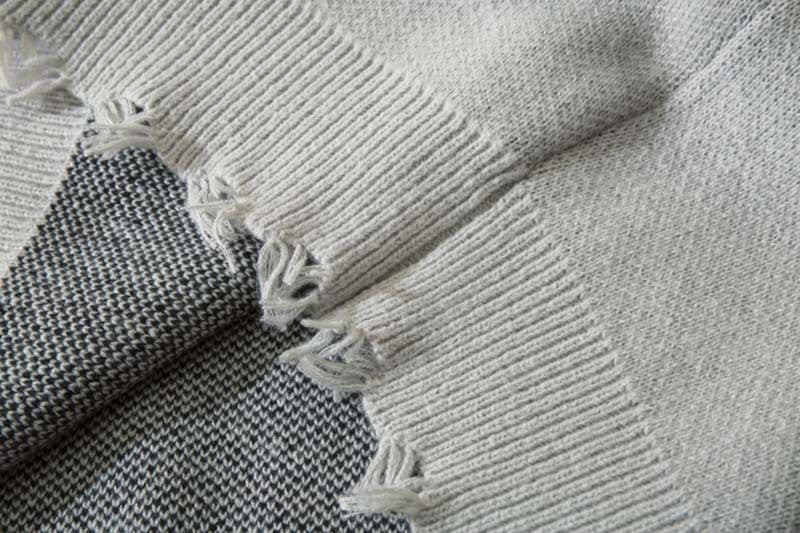 image-Men's Black Crew Neck Jacquard Sweater Loose Fit Long Sleeve