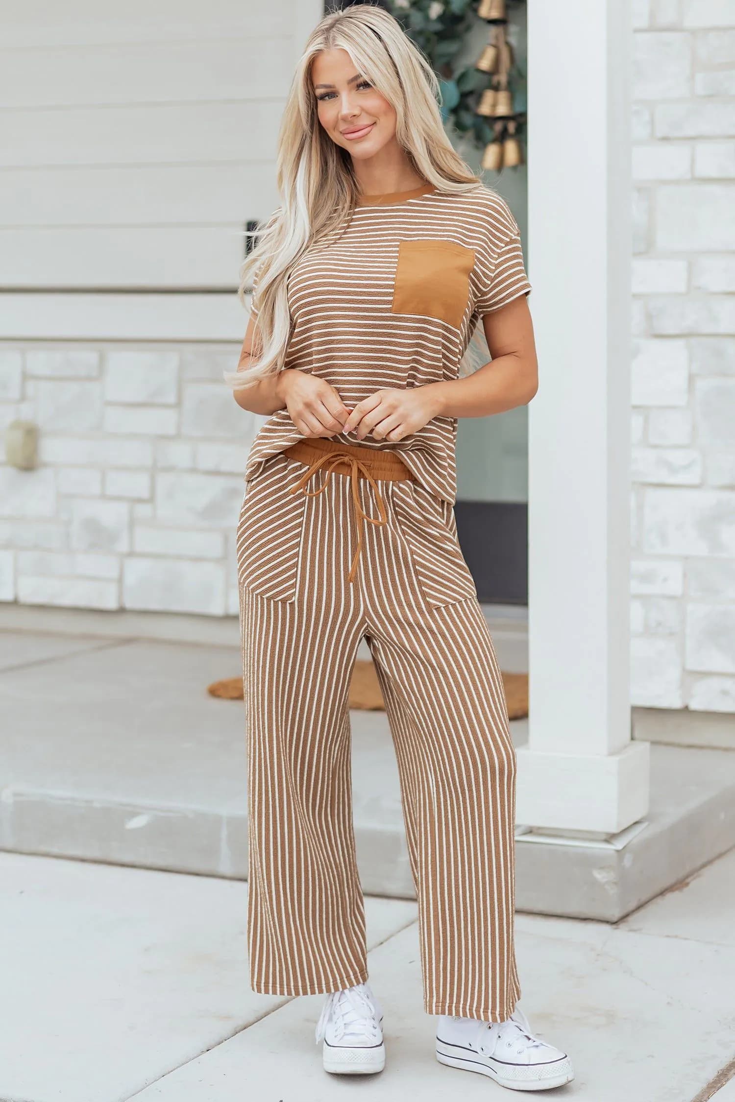 image-Khaki Stripe Crew Neck Tee Drawstring Waist Cropped Pants Set