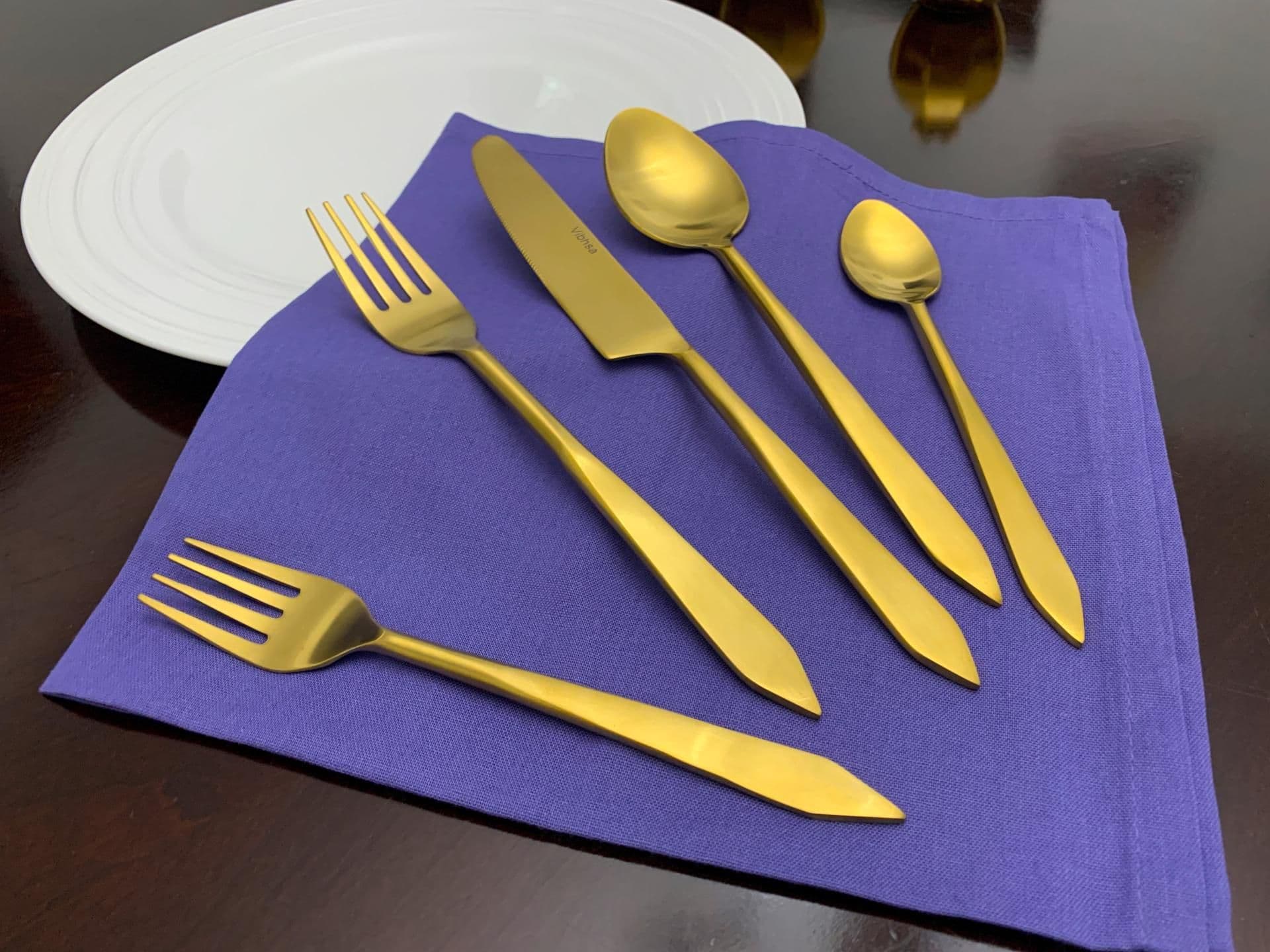 image-Flatware set of 20 Pieces Golden Stainless Taj Look