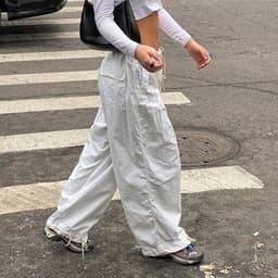 image-European Style Elastic Waist Wide-Leg Casual Pants