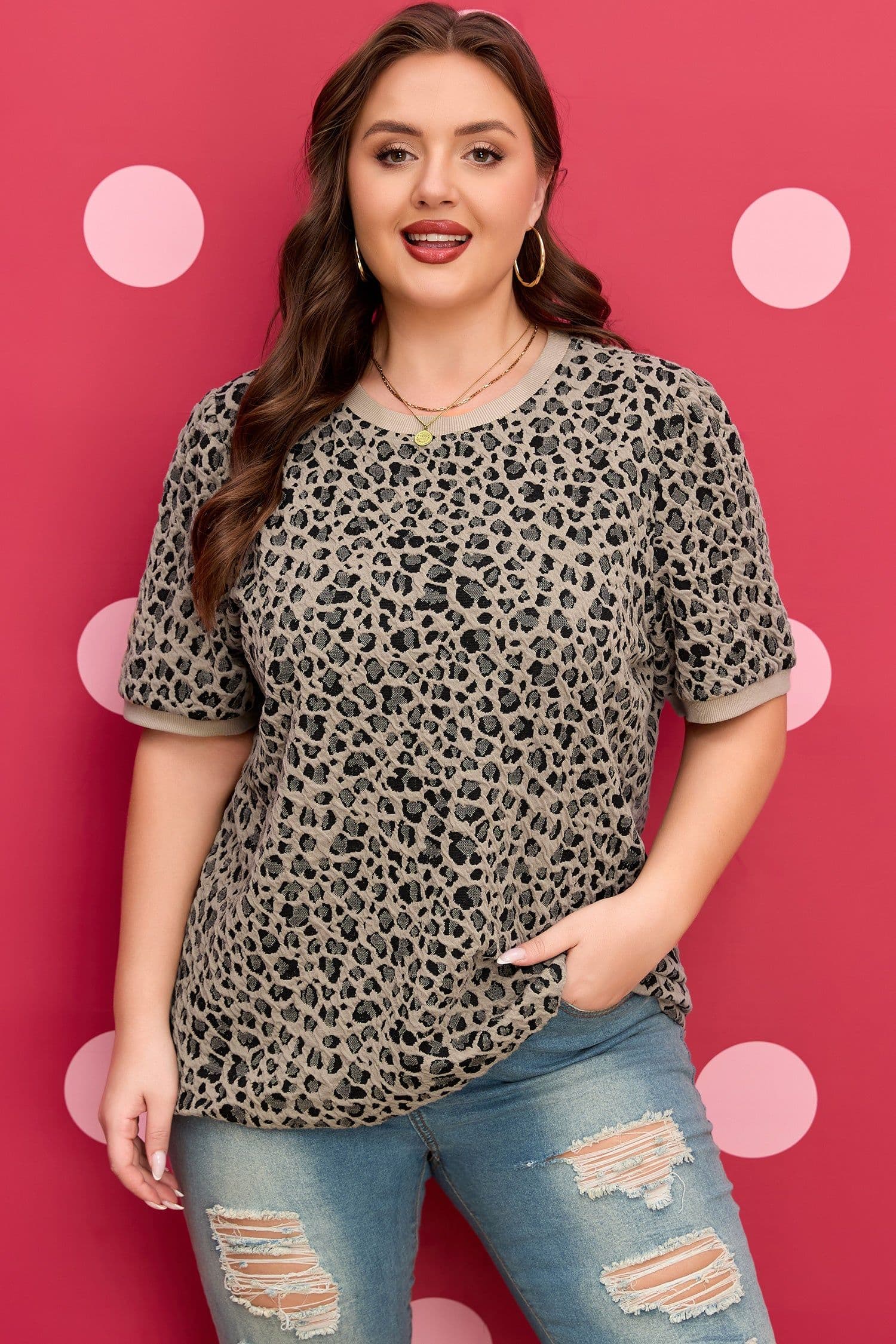 image-Khaki Leopard Print Textured Plus Size T Shirt