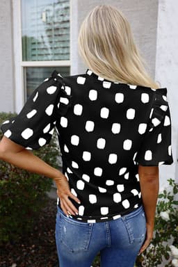 image-Rose Polka Dot Print Shirred Yoke Notched Neck Balloon Sleeve Blouse