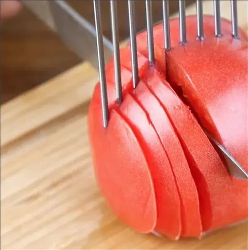 image-Lutai Stainless Steel Onion Needle Cutter - Green Multifunction Vegetable Slicer