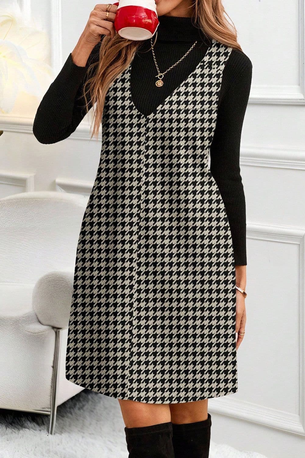 image-Red Houndstooth Print V Neck Sleeveless Mini Dress