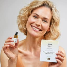 image-Anti-Ageing Serum Isdin Isdinceutics Flavo-C Forte Revitalising (5,3 ml)