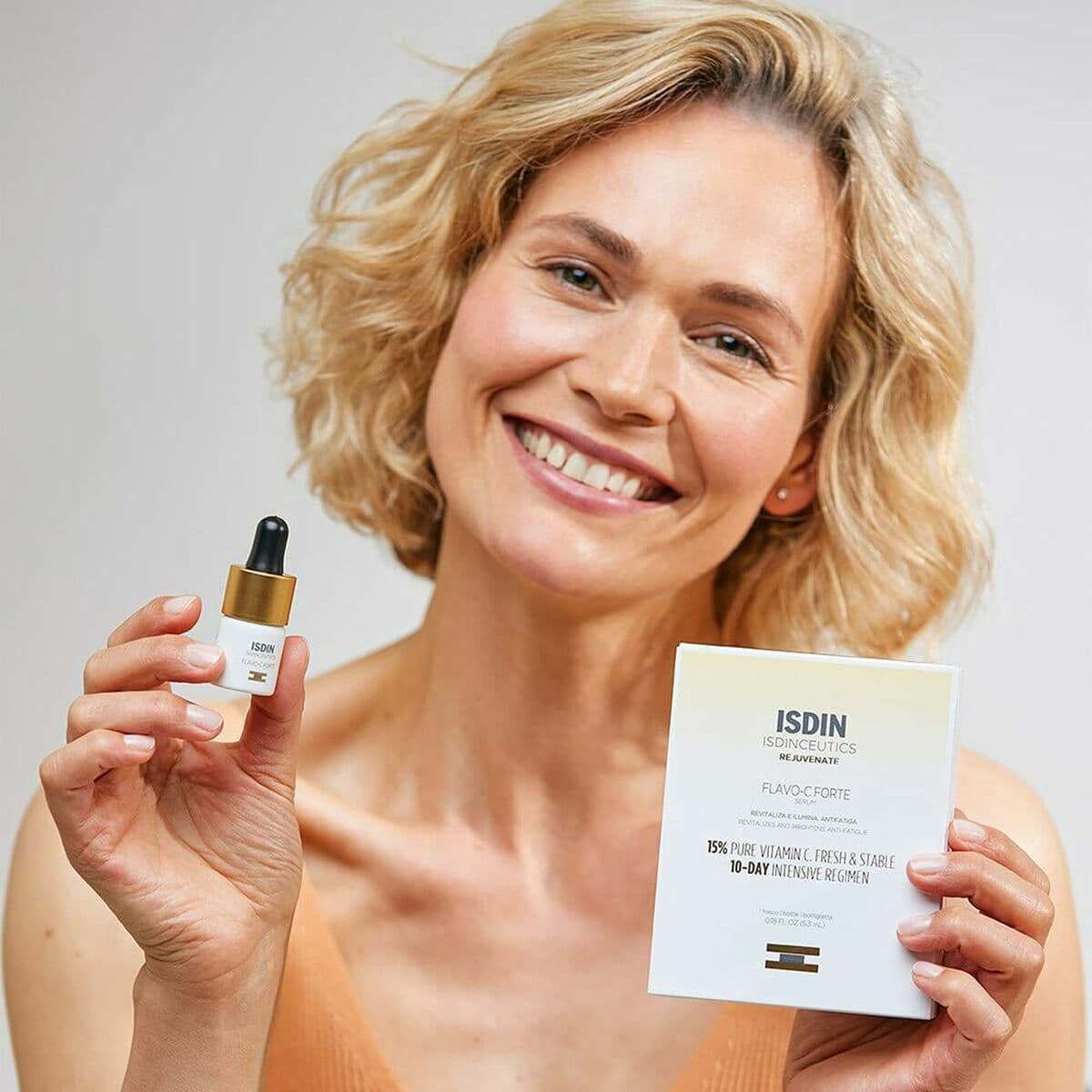 image-Anti-Ageing Serum Isdin Isdinceutics Flavo-C Forte Revitalising (5,3 ml)