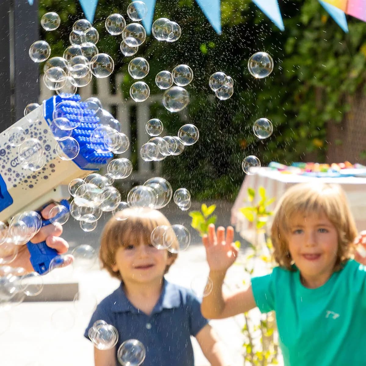 image-Giant Bubble Gun with LED Gubles XL InnovaGoods