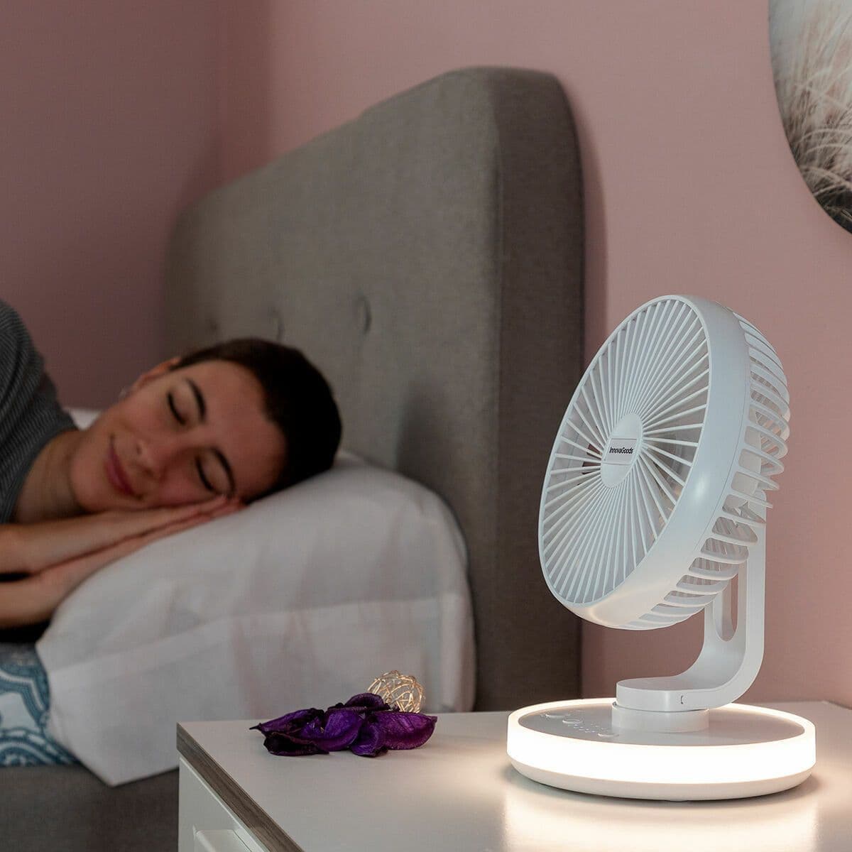image-Rechargeable Desk Fan with LED FanLed InnovaGoods Ø6,6'' 4000 mAh