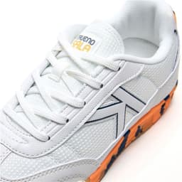image-Children's Indoor Football Shoes Kelme Trueno Lace White