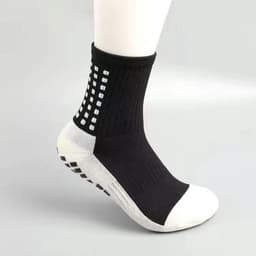 image-Men's Basketball Socks Mid-Calf Non-Slip Silicone Grip