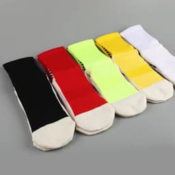image-Men's Basketball Socks Mid-Calf Non-Slip Silicone Grip