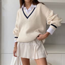 image-Women's Contrast Color Long Sleeve Loose Sweater