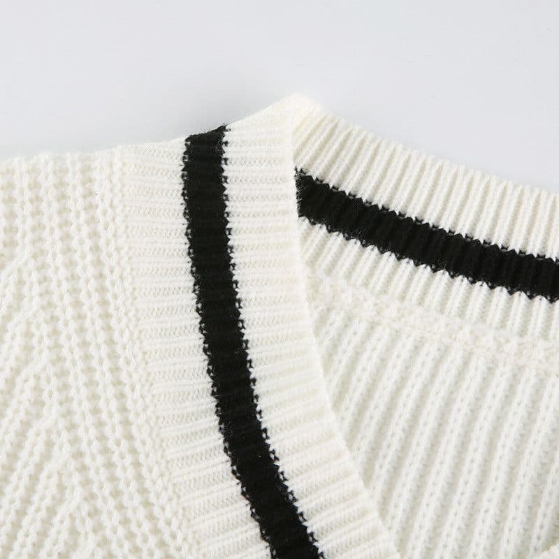 image-Women's Contrast Color Long Sleeve Loose Sweater