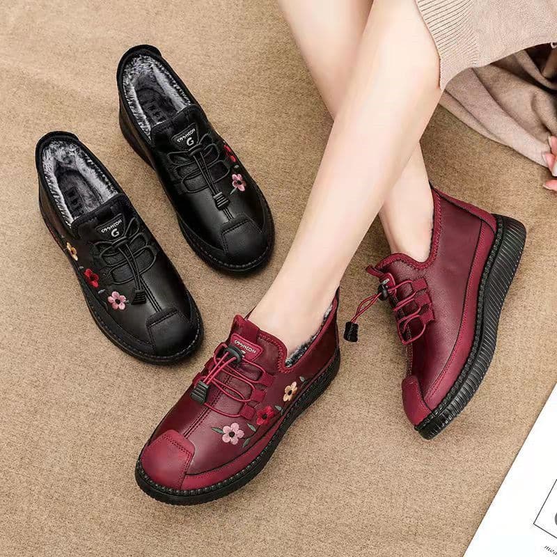 image-Women's Winter Snow Boots Low Cut PU Waterproof Non-Slip Shoes
