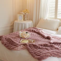 image-Honey Pocket Nordic Coral Fleece Blanket 150x200cm Solid Color