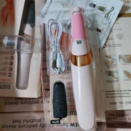 image-Electric Foot Callus Remover Pedicure Tool - Ruishun