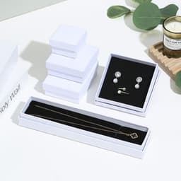 image-Jewelry Box with Logo for Rings Bracelets Necklaces Earrings