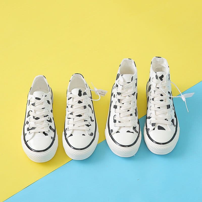 image-Hua Wusha Canvas High-Top Sneakers Cow Pattern Black White