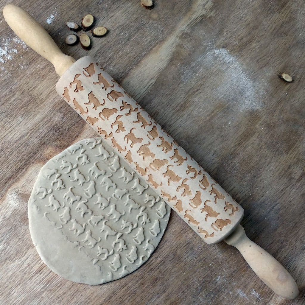 image-JM01028 Wooden Embossed Rolling Pin with Kitten Pattern