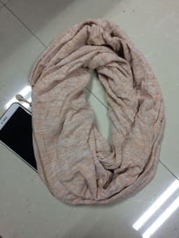 image-Unisex Pocket Scarf with Zipper 25x160cm Mixed-Color Wool