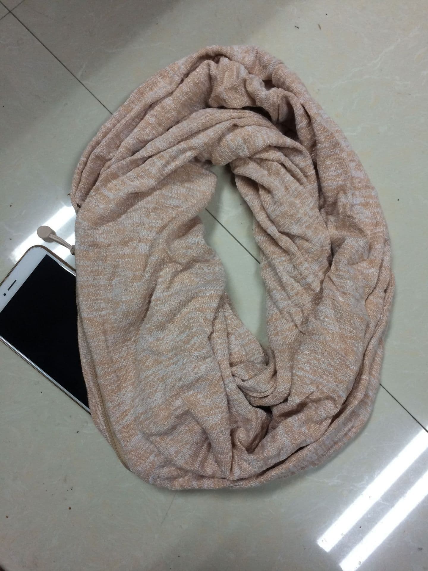 image-Unisex Pocket Scarf with Zipper 25x160cm Mixed-Color Wool