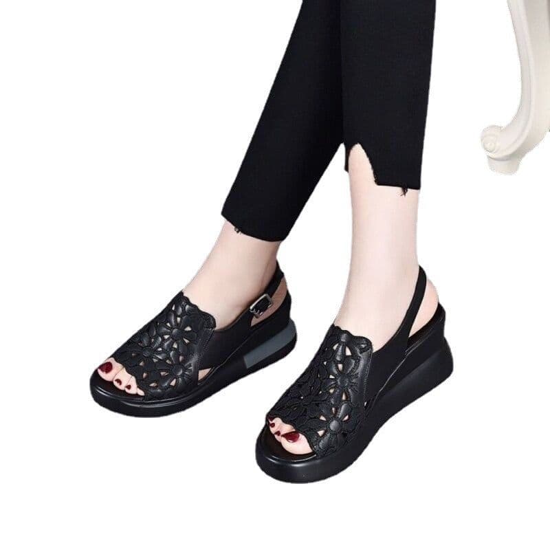 image-Women's Sport Sandals Summer Buckle Casual Soft Sole Shoes