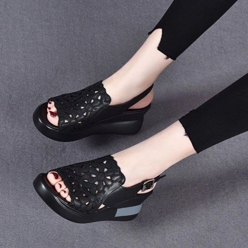 image-Women's Sport Sandals Summer Buckle Casual Soft Sole Shoes