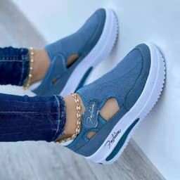 image-Women's Breathable Mesh Casual Shoes Fly Woven Lightweight