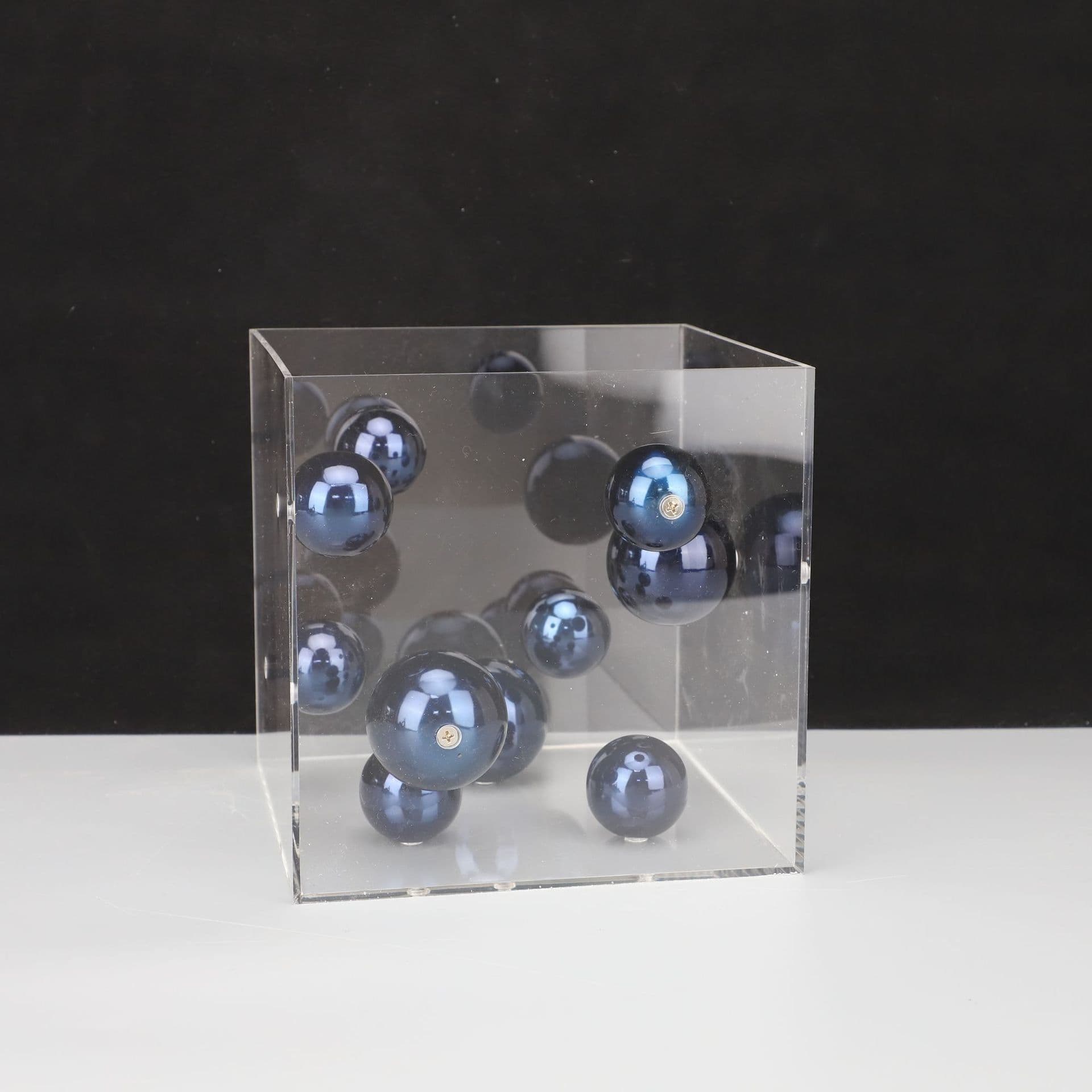 image-Super Hero Acrylic Ball Ornament - Blue 16x16x26cm