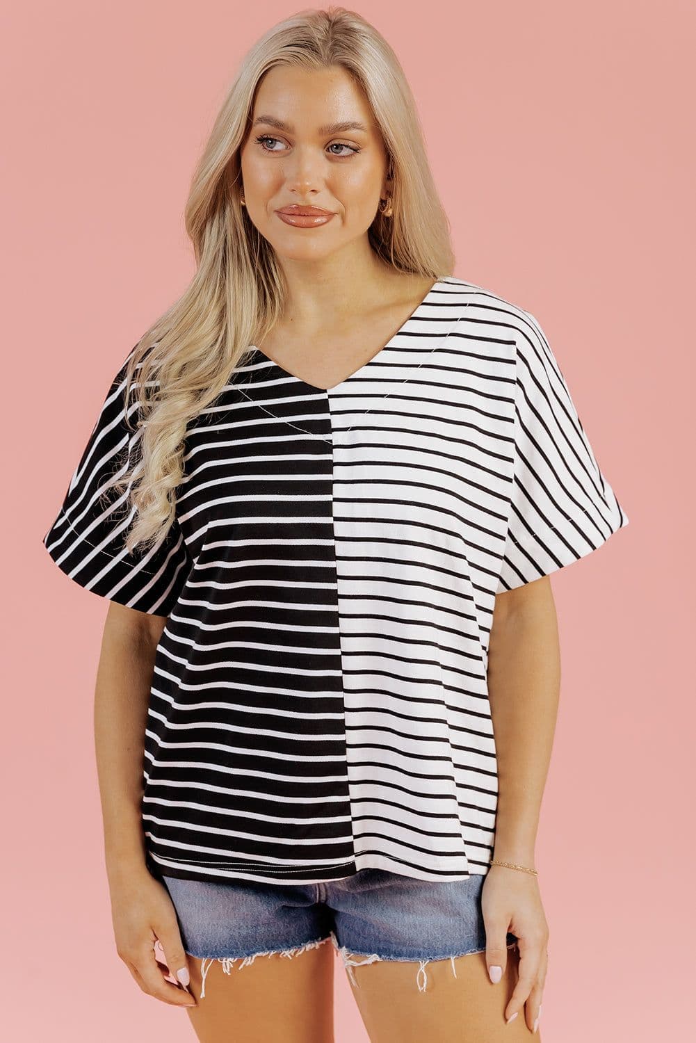 image-Black Stripe Two Tone Colorblock V Neck T Shirt