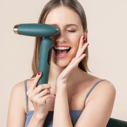 image-Folding Laser Hair Removal Device New Home Handheld IPL Freezing Point Quartz Laser Shaver
