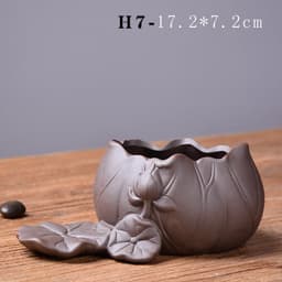 image-Creative Ceramic Hydroponic Flowerpot Vase - Green Radish Copper Design
