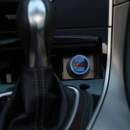 image-Car Charger 5V 3.1A With LED Display Universal Dual Usb Phone Car-Charger